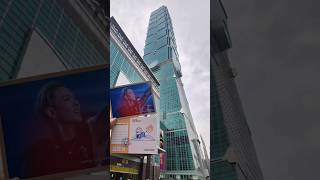 📣  Post your DK photocard/ merch and use DK's LTNS as your audio!