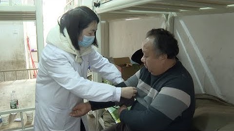 Villagers given aid and shelter after landslide in SW China