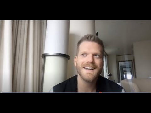 Kyle Meredith with... Scott Hoying (Pentatonix)