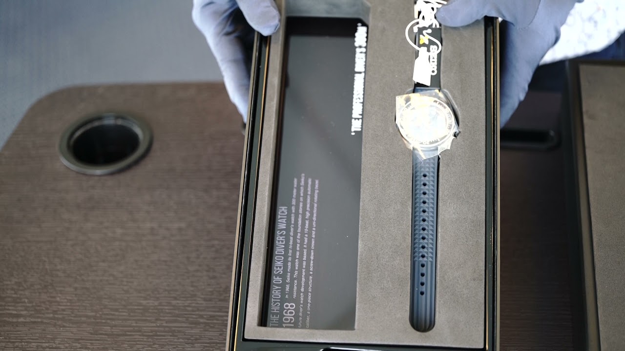 Unboxing the Seiko Prospex SLA039 - YouTube