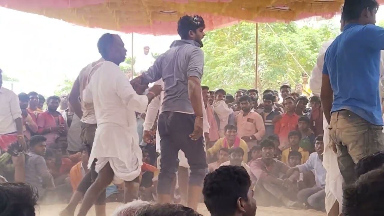 ರಾಂಪುರ್ ಮತ್ತು ಭೀಮನಳ್ಳಿ ಕೈ ಕುಸ್ತಿ || ಕೋಟಗೇರಾ ಮೈಬುಸುಬಾನಿ ಜಾತ್ರೆಯಲ್ಲಿ
