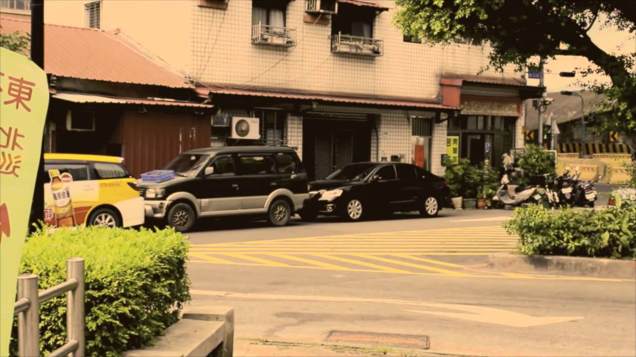 Flowers from Overseas (feat. Alex Frustaglio) Eric Hofmann YouTube