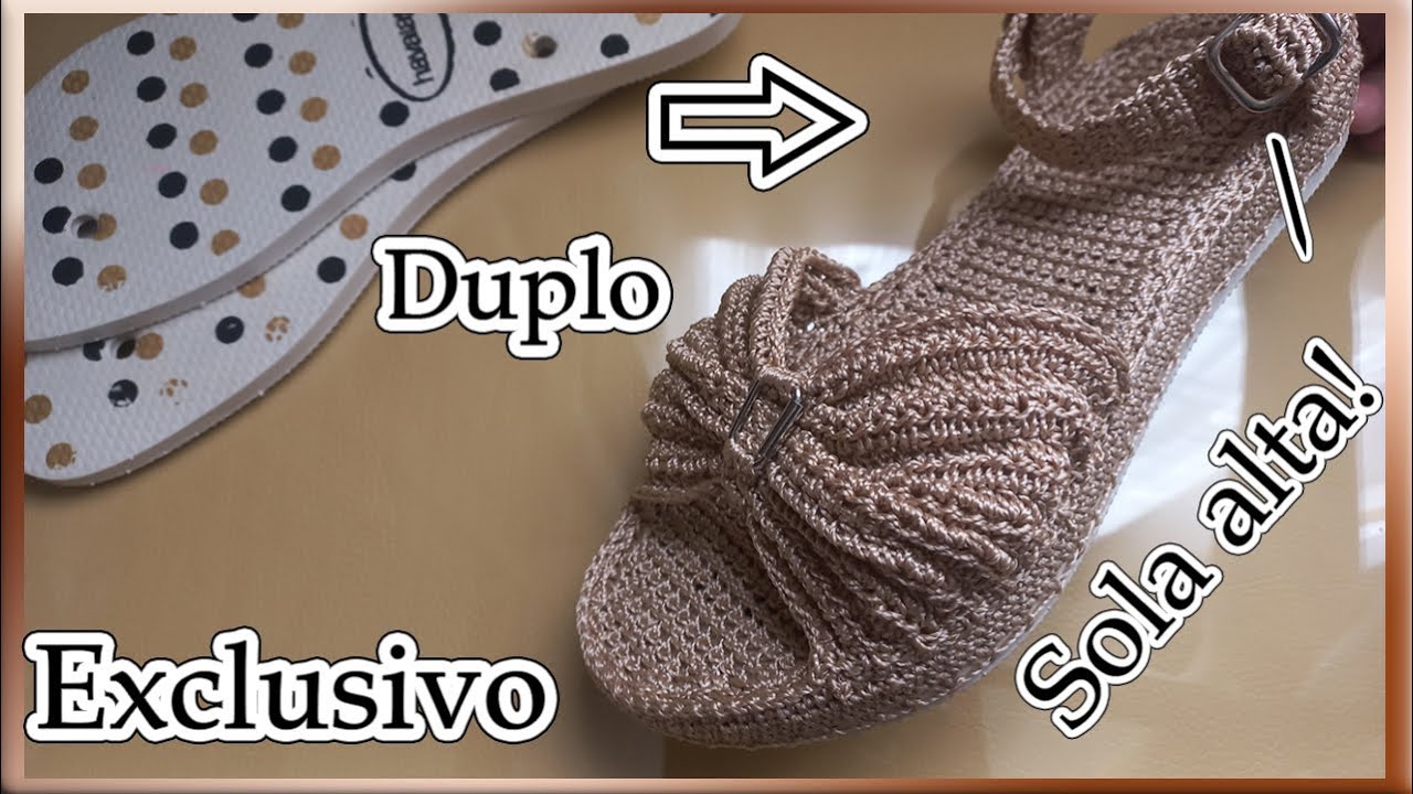 Sandália feita de crochê com sola de chinelo duplo, com a linha polipropileno tex 288.