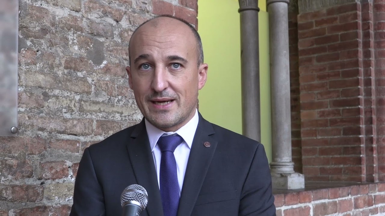 Acalasia esofagea: descrizione, sintomi e possibilità di cura