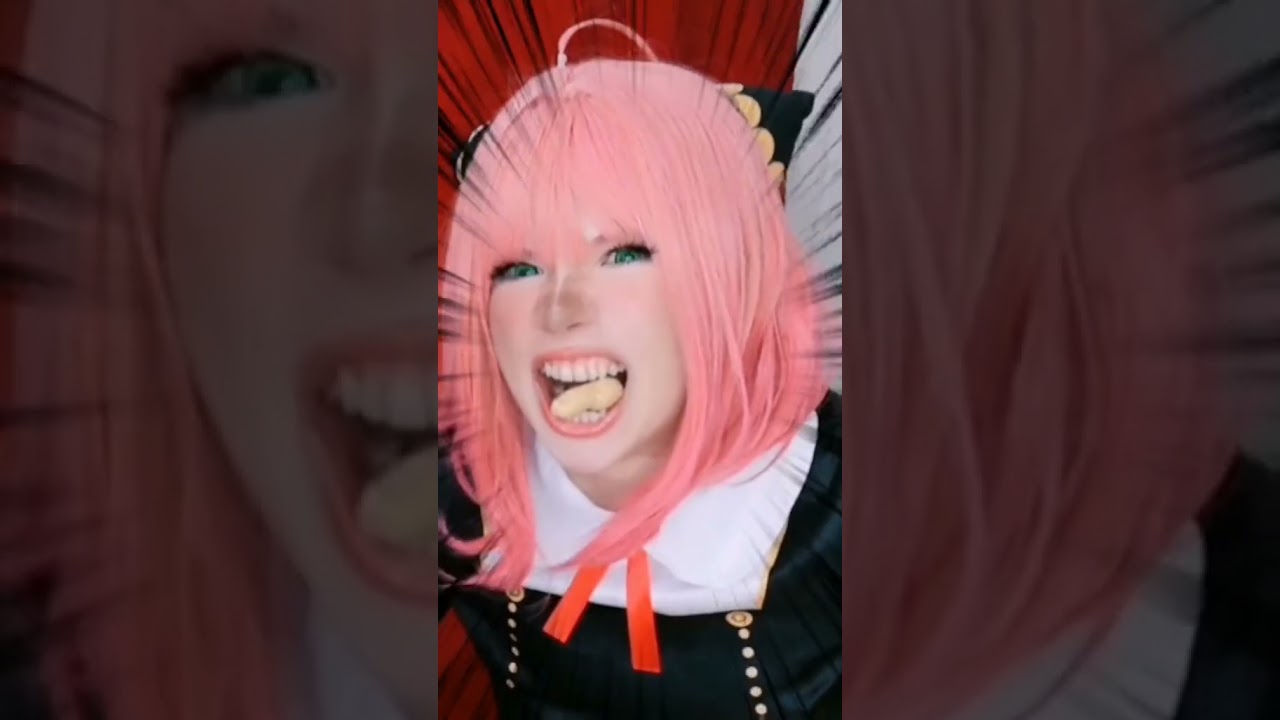 Anya wants a peanut | Yor Forger & Anya Forger #cosplay | Spy X Family