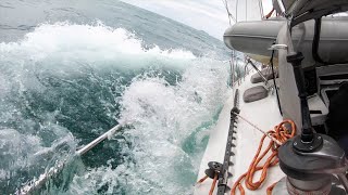 ⛵️😨The STRONGEST WIND and the BIGGEST WAVES we had so far!! #208