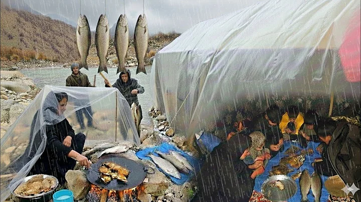 Nomadic Life: A Nomadic Family's Battle with Floods | Heavy Rain, ⛈️ Ruined Tents and Fishing
