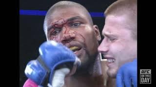 #EnEsteDia - Junio 20: Rampage vs. Arona
