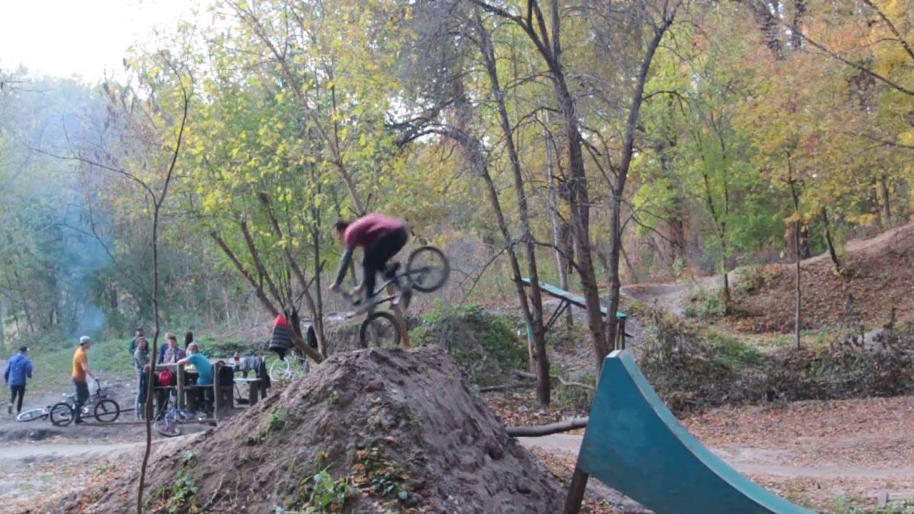 Viral Video UK: BMX ramp jump fail - YouTube