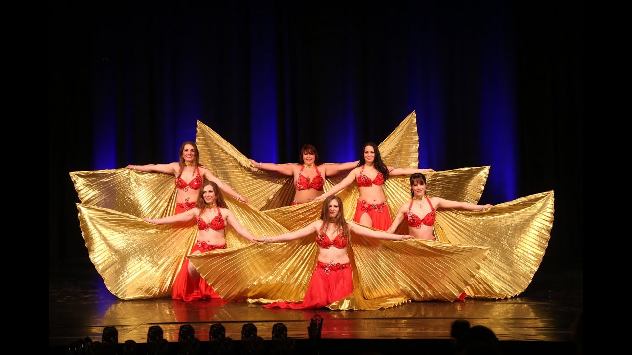 Bauchtanz Ensemble Nurah mit Isis Wings