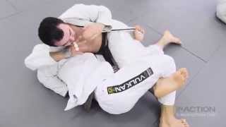 Marcelo Garcia - awesome gi roll vs brown belt