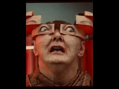 Great Special Effects In 1990 Total Recall With Arnold 