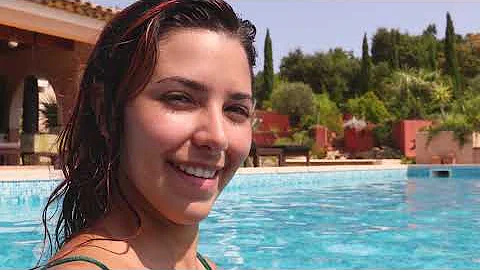 ASMR Relaxing In the Pool With You! ☀️ - DayDayNews