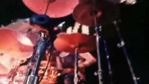 KISS Rock And Roll All Nite (Official Music Video)