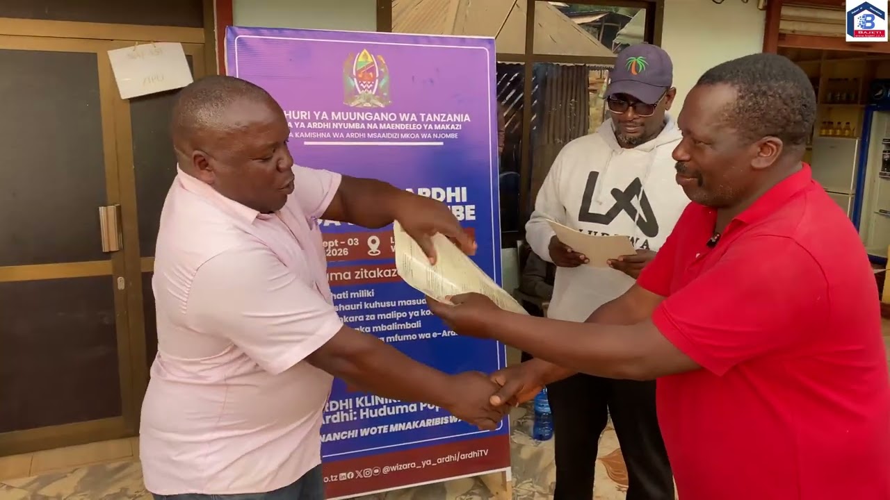 RAIS SAMIA SULUHU HASSAN ANAENDELEA KUACHA TABASAMU KWA WANANCHI WILAYANI LUDEWA MKOANI NJOMBE