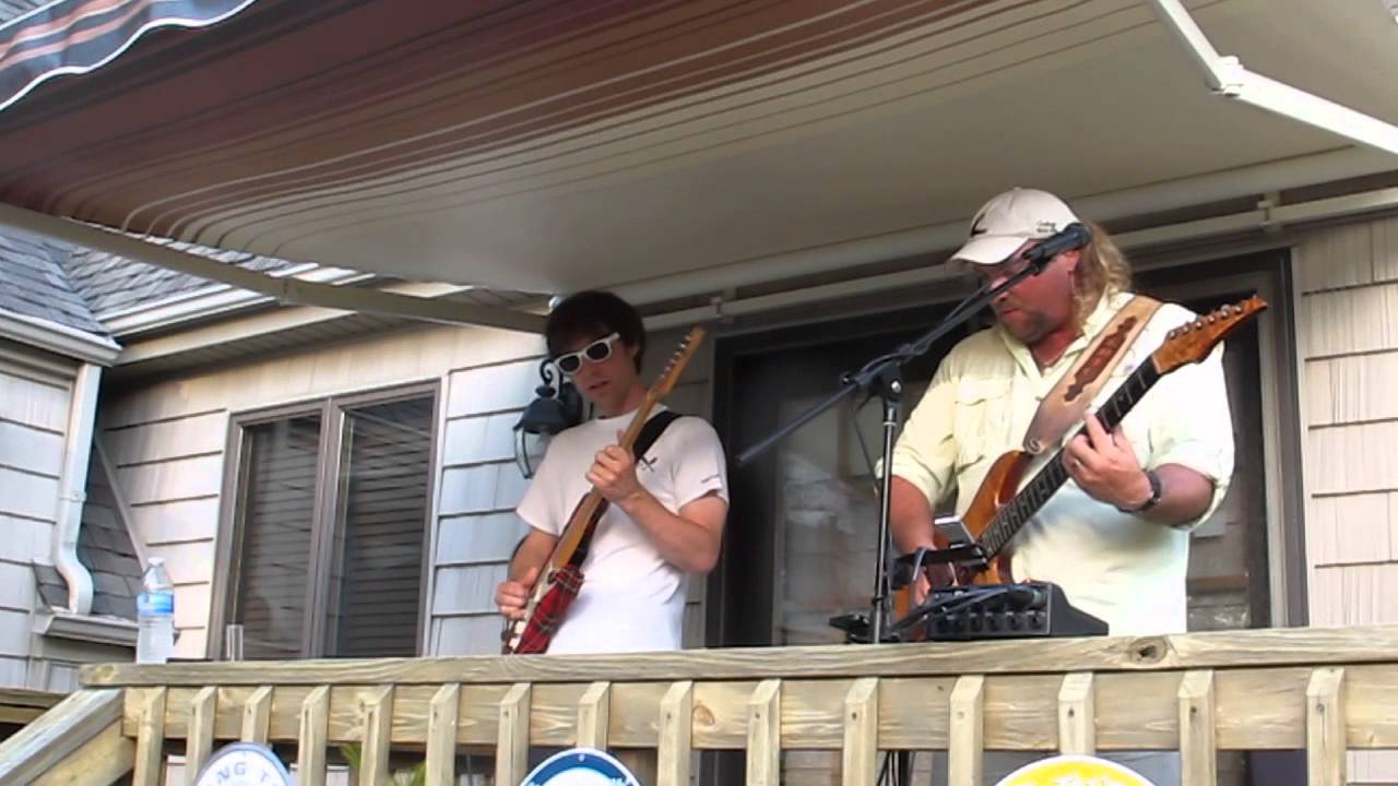 Kyle Rife & Eric Stone rocking out to Sultans Of Swing. - YouTube