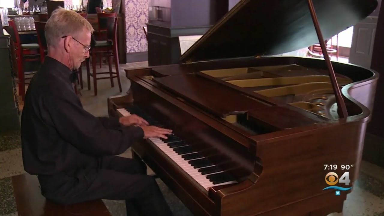Slikovni rezultat za Homeless Man Gets Second Chance As Hotel Pianist