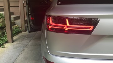2017 Audi Q7 with dynamic blackline tail lights