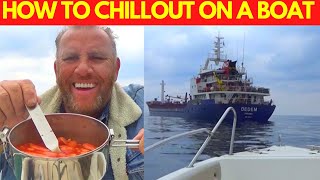 Boating for Beginners - Cooking a snack on a small boat, Cowboy Coffee