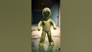 SCP 173 VS SCP 131