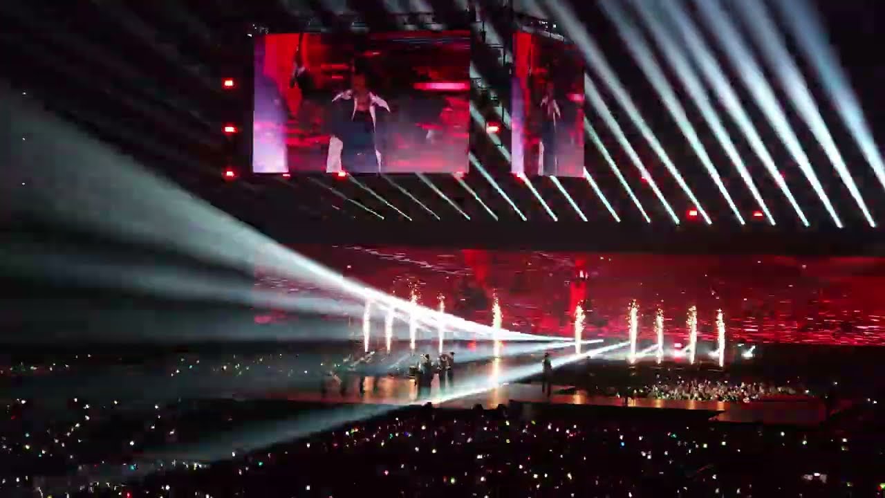 231015 - ATEEZ - Wonderland (Symphony #9) | La Defense Arena | MCountdown in France