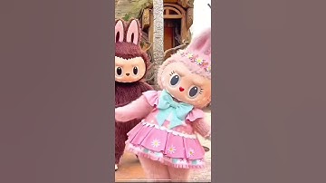 Labubu in real lives！dancing dancing monkey #popmart#labubuthemonsters #labubuhaveaseat