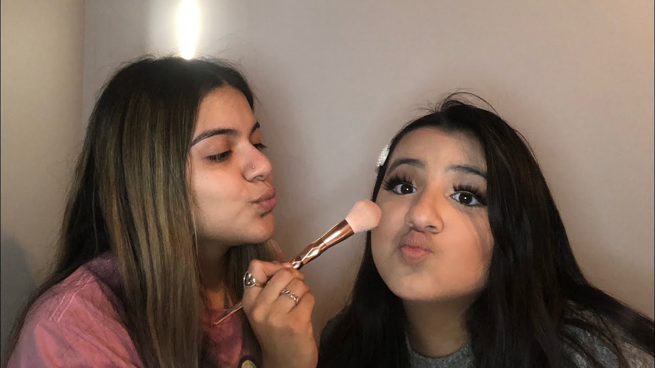 Doing my little sisters makeup 💄 - YouTube