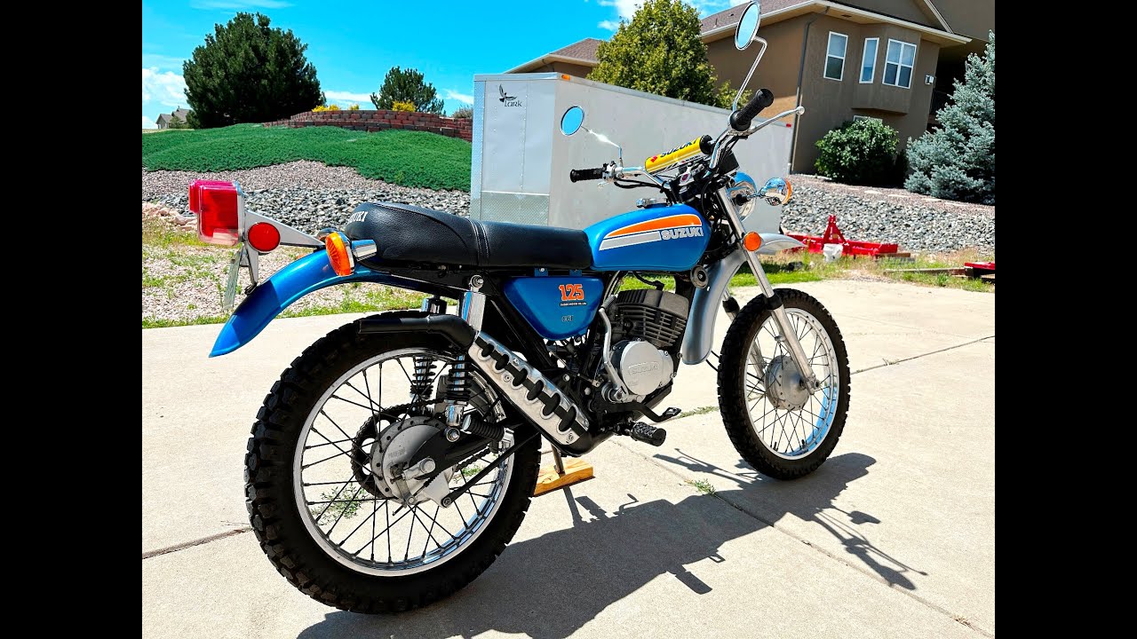 Riding Suzuki's TS 125 Duster