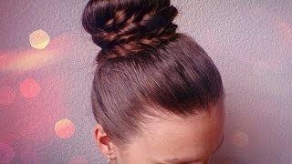 Красивая прическа (шишка) с валиком бубликом | Beautiful hair (lump) with a roller donut tutorial Красивая прическа (шишка) с валиком бубликом | Beautiful hair (lump) with a roller donut tutorial