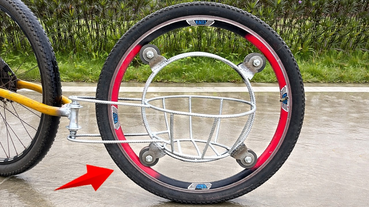 Отличная идея! Супер оригинальный грузовой бокс, сделанный из велосипедных колёс.