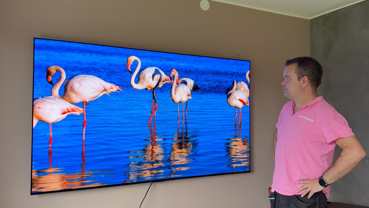 2025 LG 77" C5 4K OLED evo TV unboxing and wall mounting