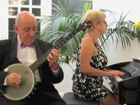 Swanee by George Gershwin.  Played on Classic Banjo