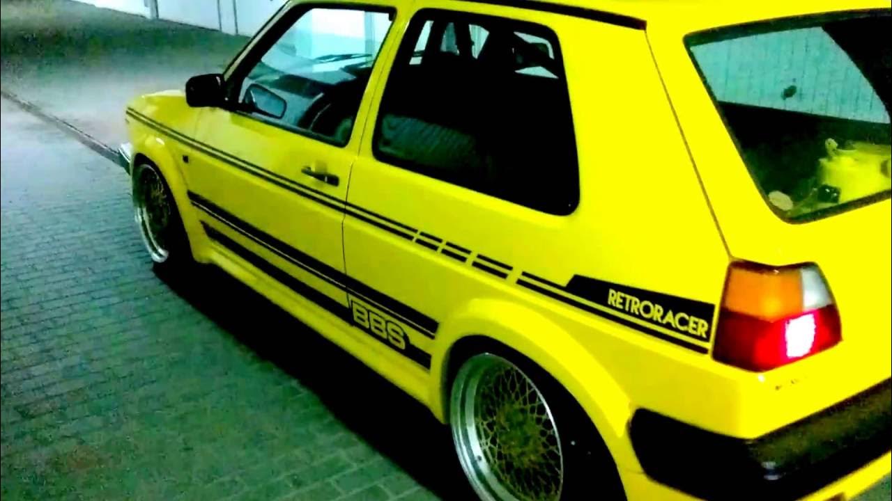 Volkswagen Golf 2 Yellow
