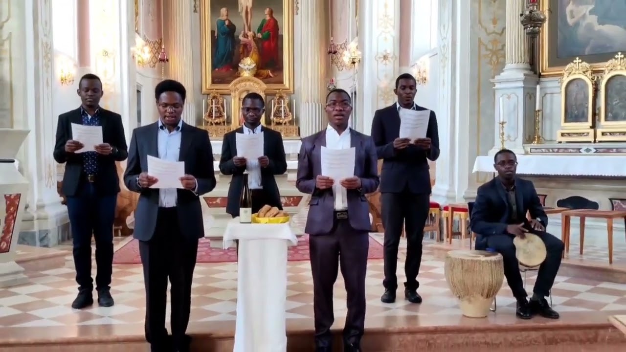 Uipokee Sadaka.by Melchior B. Syote. umeimbwa na Mafrateri wa Seminari ya Bressanone.