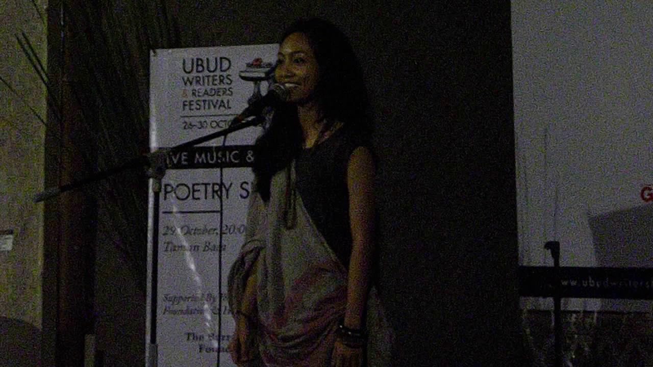 Ubud Readers Writers Festival 2016 Grand Poetry Slam Champion Illya Sumanto
