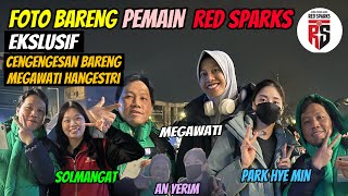 VIDEO MEGAWATI BERTEMU FANS SETELAH PERTANDINGAN LAWAN AI PEPPERS image