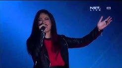 Kikan Feat. Kotak - Bendera - Closing Ceremony Torabika Bhayangkara Cup  - Durasi: 8:34. 