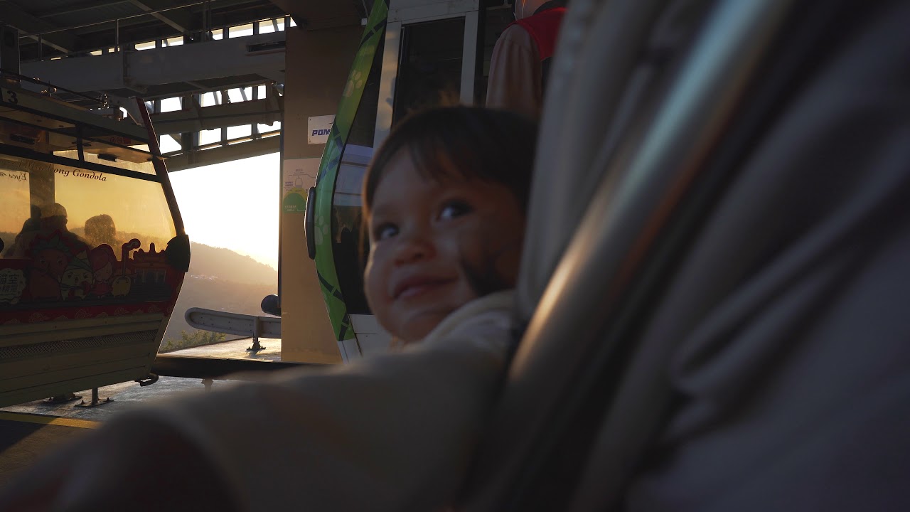 Taiwan, Taipei,  Zhinan Temple Gondola Station, 2X KONE elevator