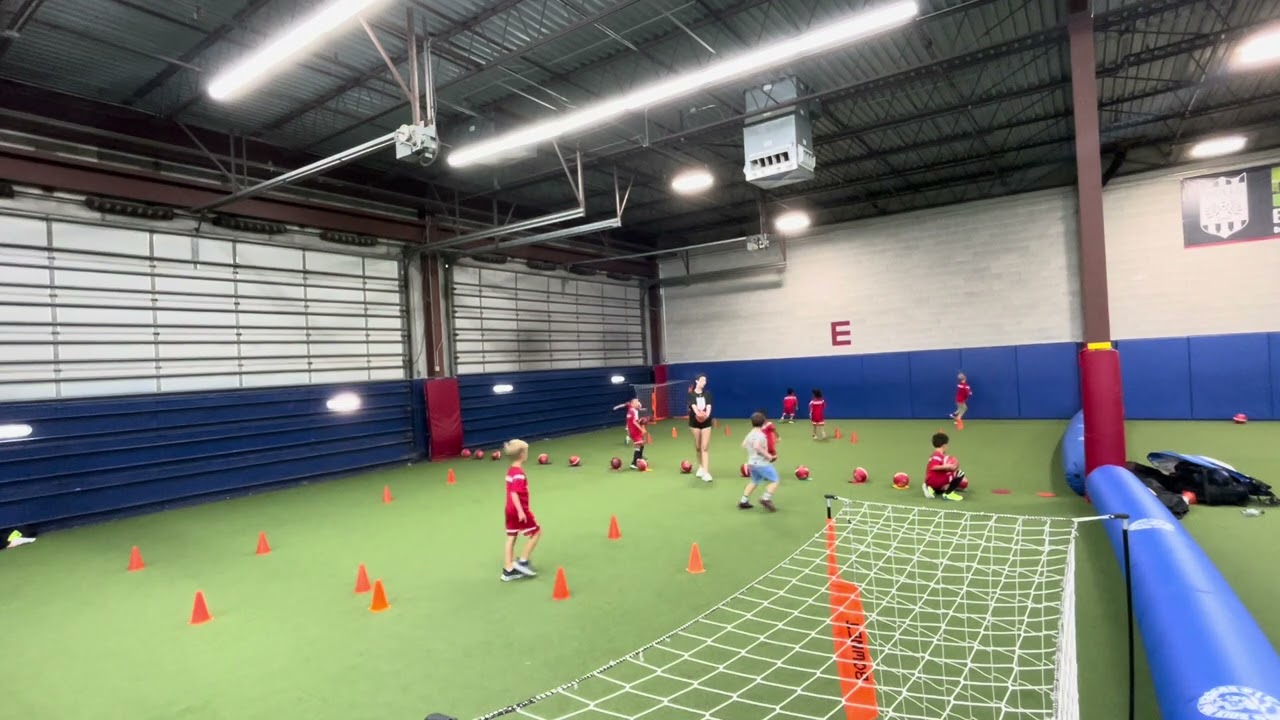 Leo the lion 🦁 lil kickers 2023 first training 