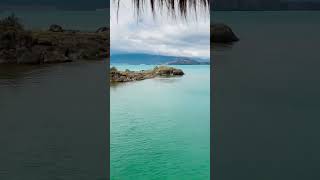 Bahía Mansa en el Lago General Carrera 😍 • 🎥 IG @descubramos_chile • #Chile #CarreteraAustral