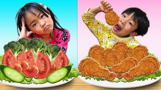 【学校ごっこ】野菜 VS お肉！共有する方法を学ぶ　Kaede and Ahtan Learn to Share Food Vegetables and Fried Chicken for Kids