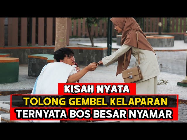 CEWEK INI DIDATANGI MOBIL MEWAH SETELAH TOLONG PEMULUNG KELAPARAN | KISAH NYATA INSPIRASI KEHIDUPAN class=