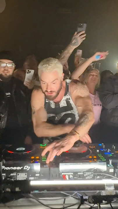 The maddest DJ trick