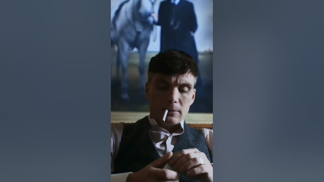 How to smoke like Thomas Shelby 🚬 #peakyblinders #thomasshelby #cillianmurphy