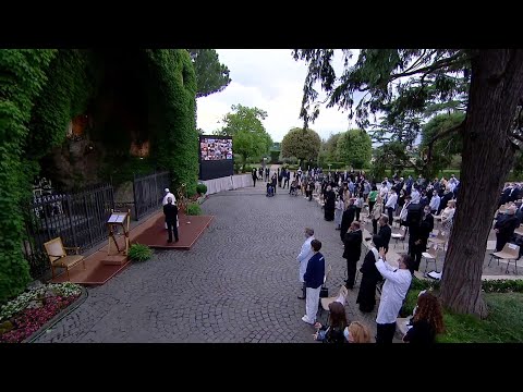 Papa reza rosario mundial en el Vaticano por el fin de la pandemia