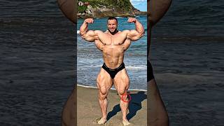 Russo Monstruoso Na Praia 😱 Goodvito Atual #Shorts #Viral