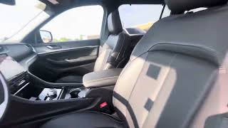 Walk around video of our 2024 Grand Cherokee L Limited.