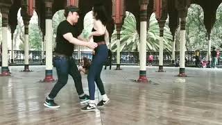 Anthuane y Natalia bailando Rockabilly Jive en Kiosco morisco CDMX
