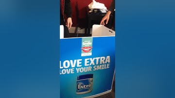 How to erect a pop-up promo table