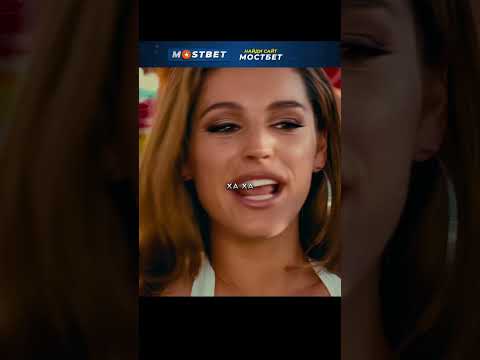 Молодой парень понял, что она актриса🤣 - Пираньи 3D (2010) #кино #фильм